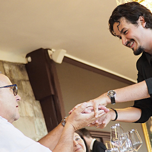 Loire Secrets - Animation magie pour une soirée d'entreprise