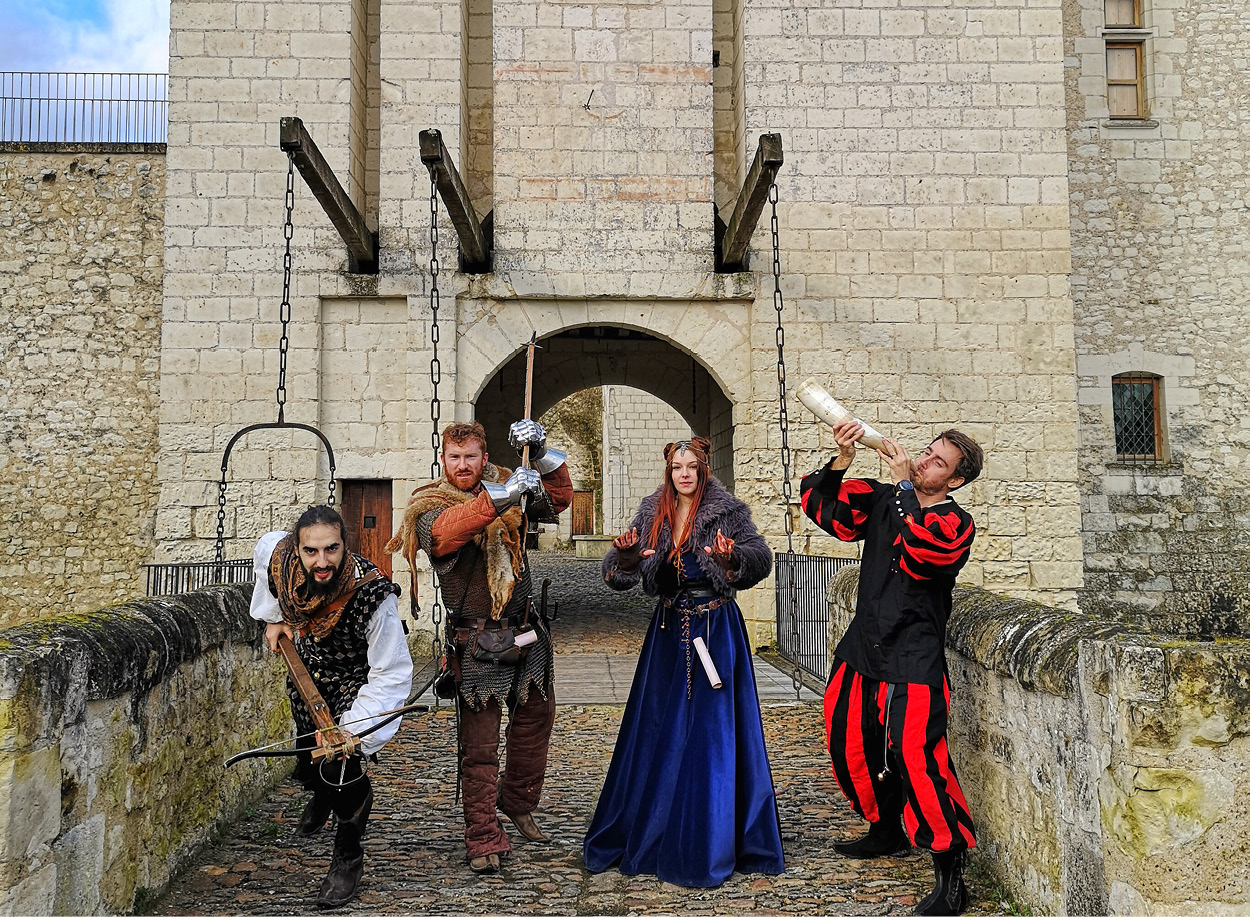 Loire Secrets - Activité de cohésion dans un château - Invasion au Château