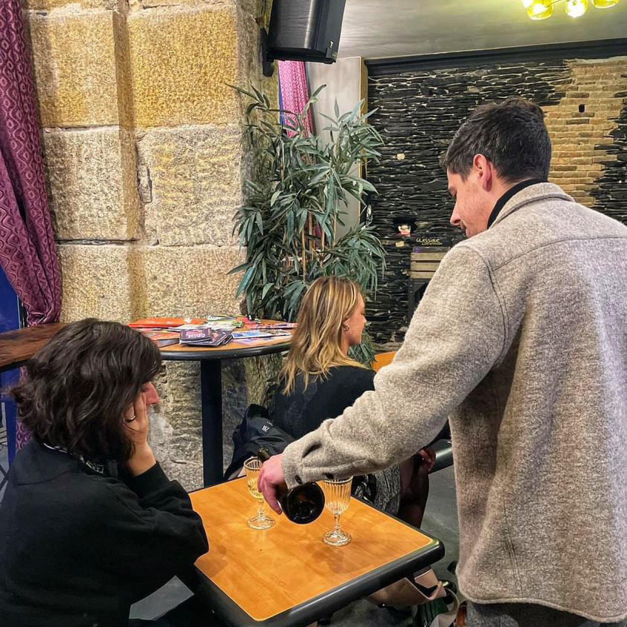 Loire Secrets - Team Building original autour du vin - Oenozik