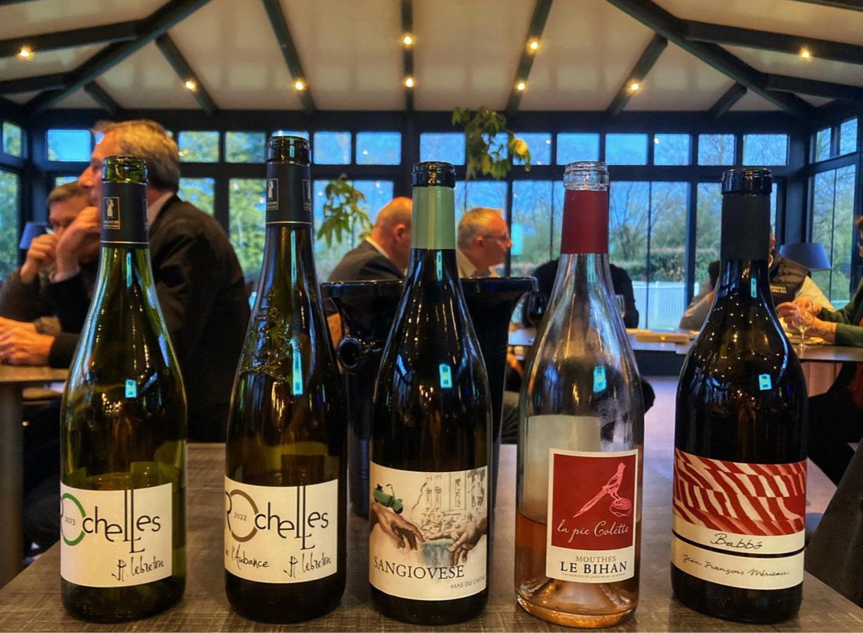 Loire Secrets - Team Building oenologique pour les entreprises - Qu'importe le flacon